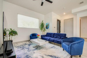 Modern 4 Bedroom 4 Full Bathroom Near Downtown